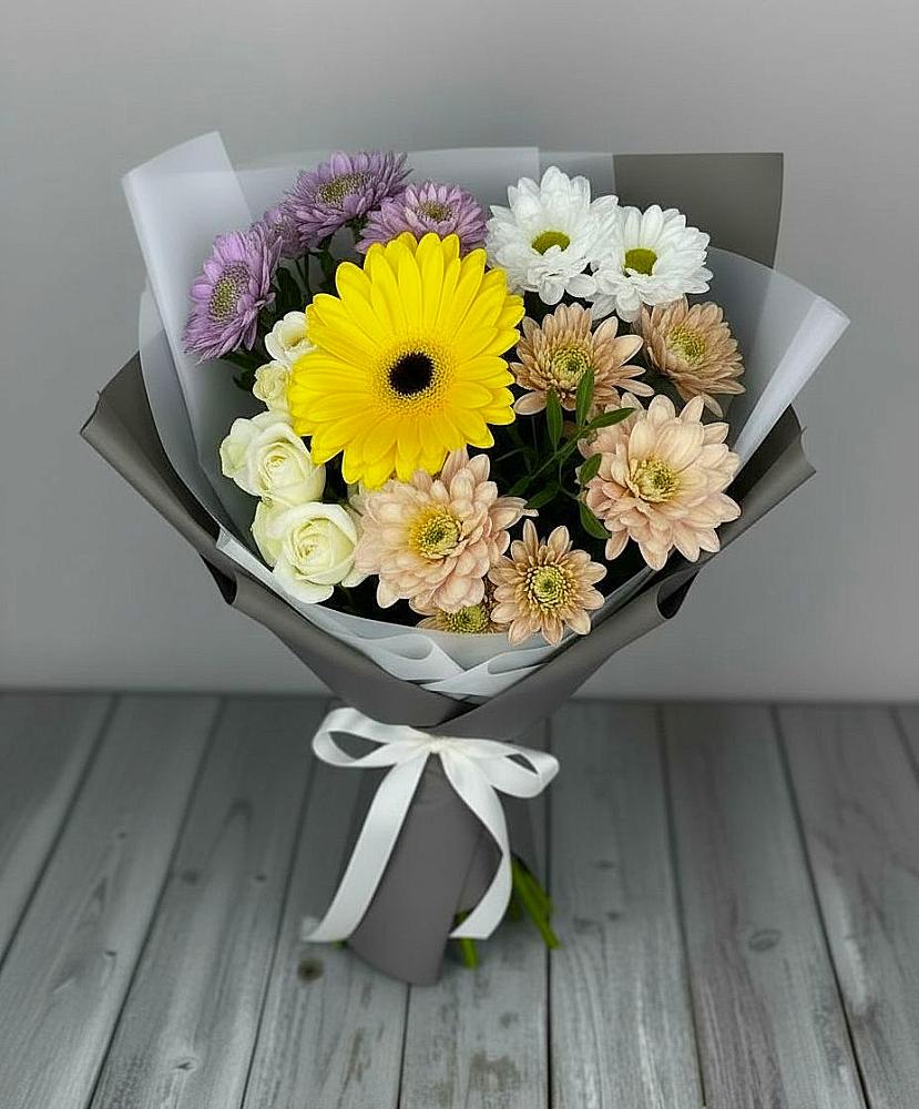 Букет цветов из: Розы, Герберы и Хризантемы в Тимшино