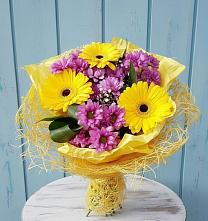 Букет цветов из:  Хризантемы и Герберы в Тимшино