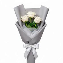 Букет 3 белые розы в Тимшино