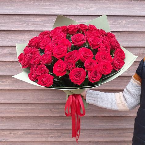 Букет 55 Красных роз Фридом в Тимшино