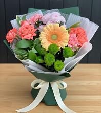 Букет цветов из:  Гвоздики, Розы, Герберы и Хризантемы в Тимшино