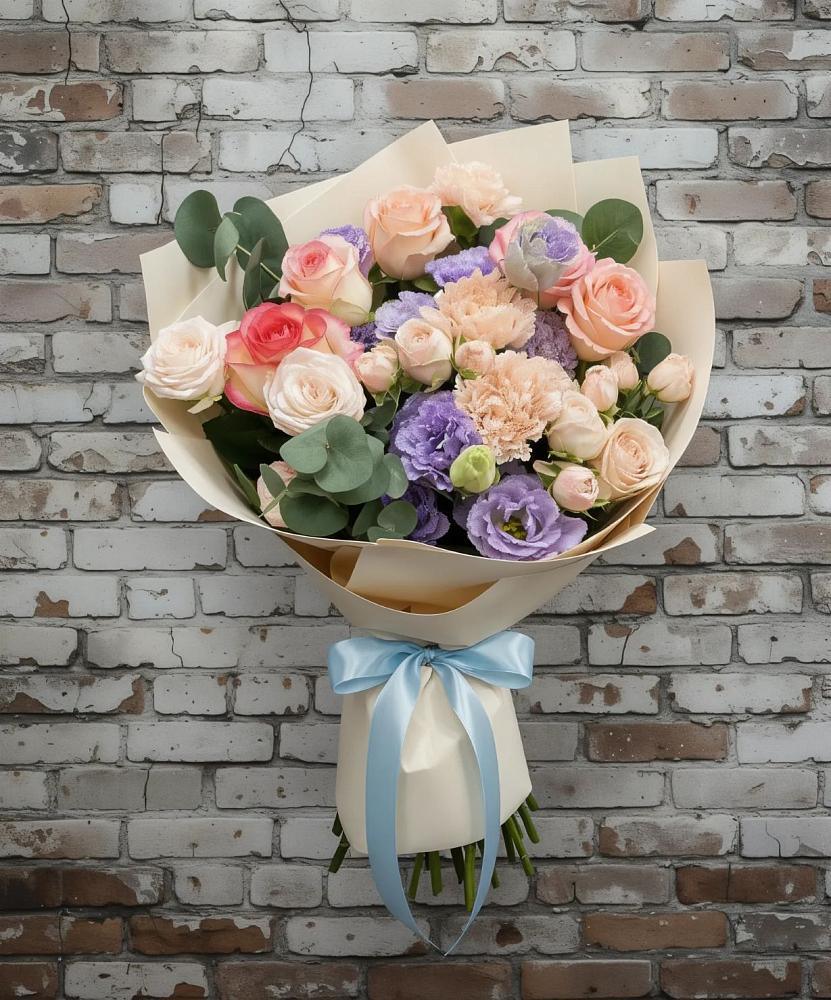 Букет цветов из: Розы, Лизиантусы и Гвоздики в Тимшино