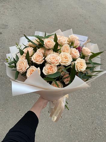 Букет Кремовые розы Латте в Тимшино