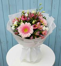 Букет цветов из:  Герберы, Альстромерии и Лизиантусы в Тимшино