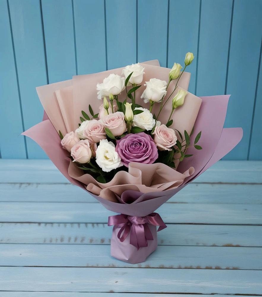 Букет цветов из: Розы и Лизиантусы в Тимшино